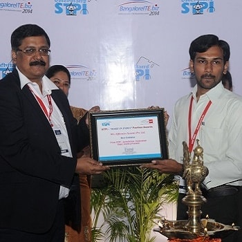 Efftronics-Bags-award-at-expo